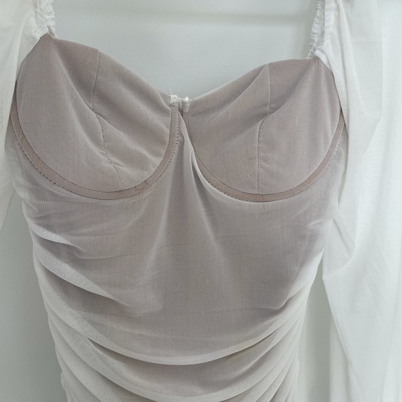 Dress white - Picture 2 of 6